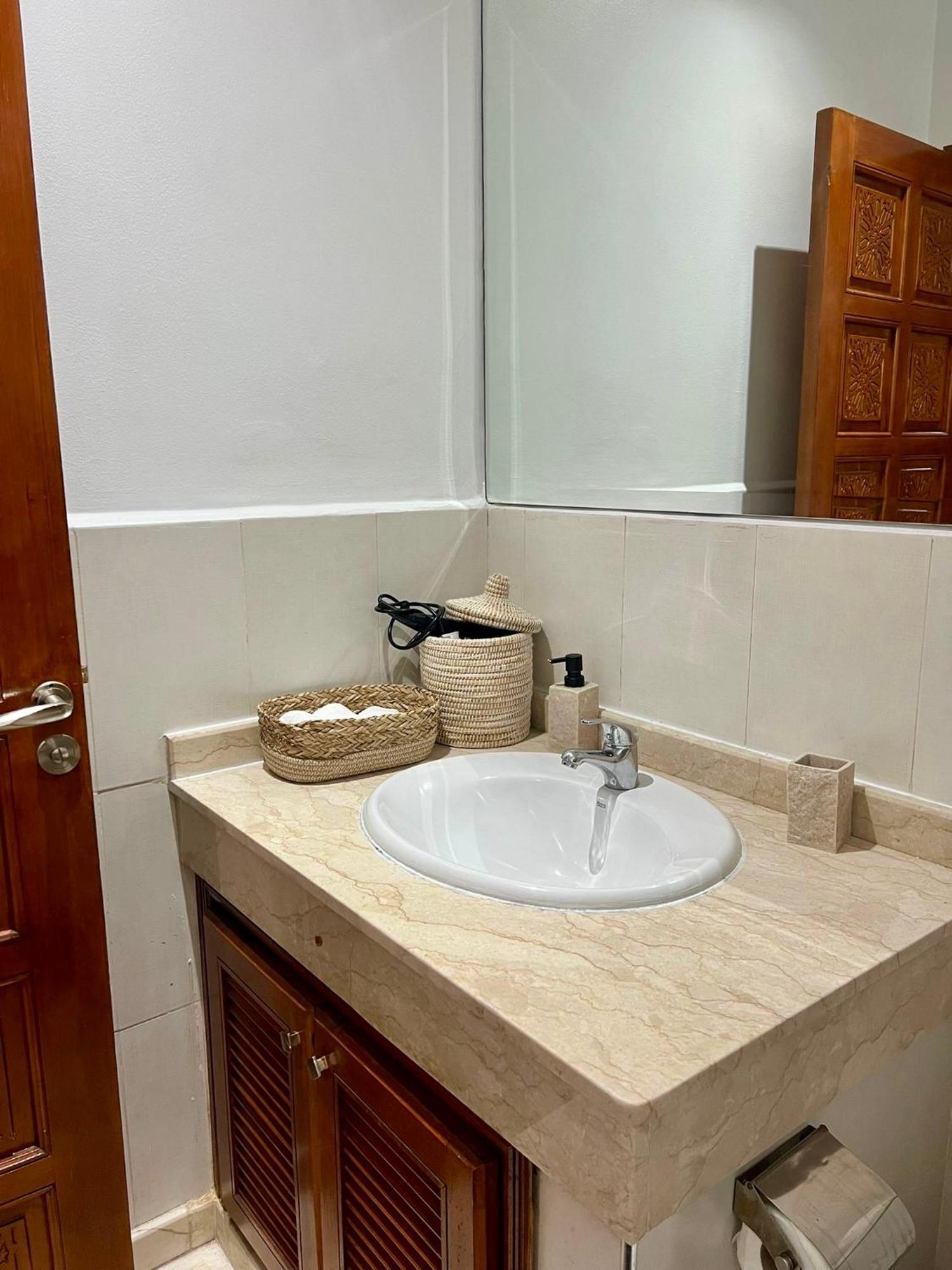 Cosy Appartement Au Coeur De Gueliz Marrakesh Eksteriør bilde